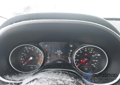 2019 Jeep Compass Latitude 4X4 from USA, damaged, VIN 3C4NJDBBXKT696428